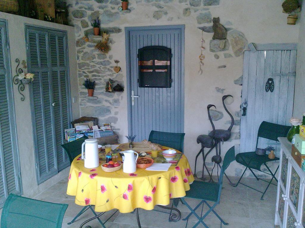 르카스틀레 La Bastide Des Sources B&B 외부 사진