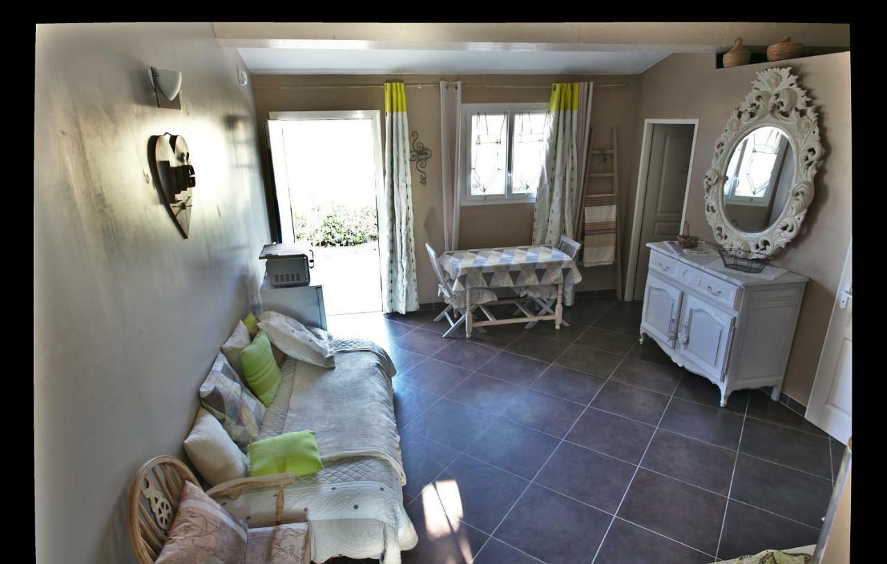 르카스틀레 La Bastide Des Sources B&B 외부 사진