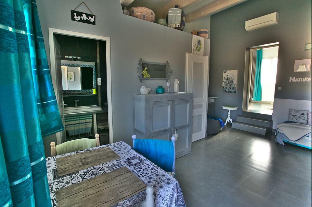 르카스틀레 La Bastide Des Sources B&B 외부 사진